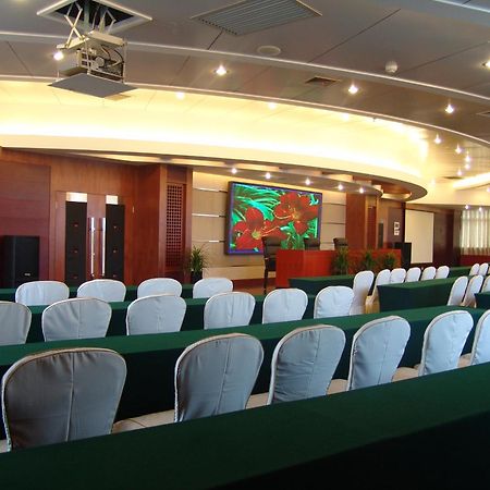 Kunming Golden Spring Hotel מראה חיצוני תמונה