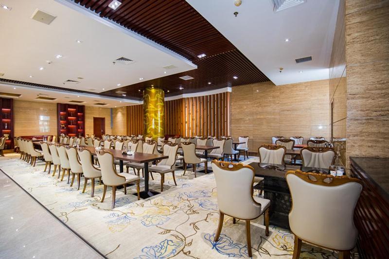 Kunming Golden Spring Hotel מראה חיצוני תמונה