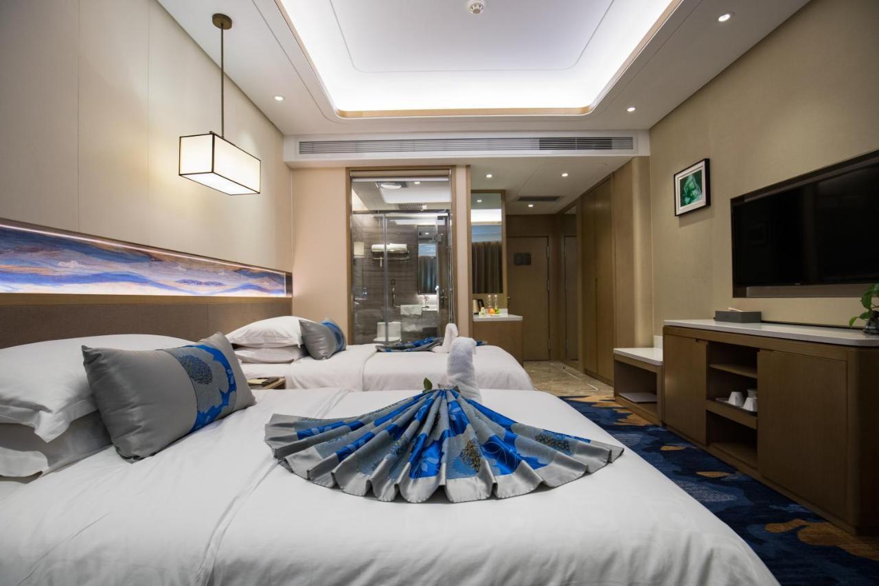 Kunming Golden Spring Hotel מראה חיצוני תמונה