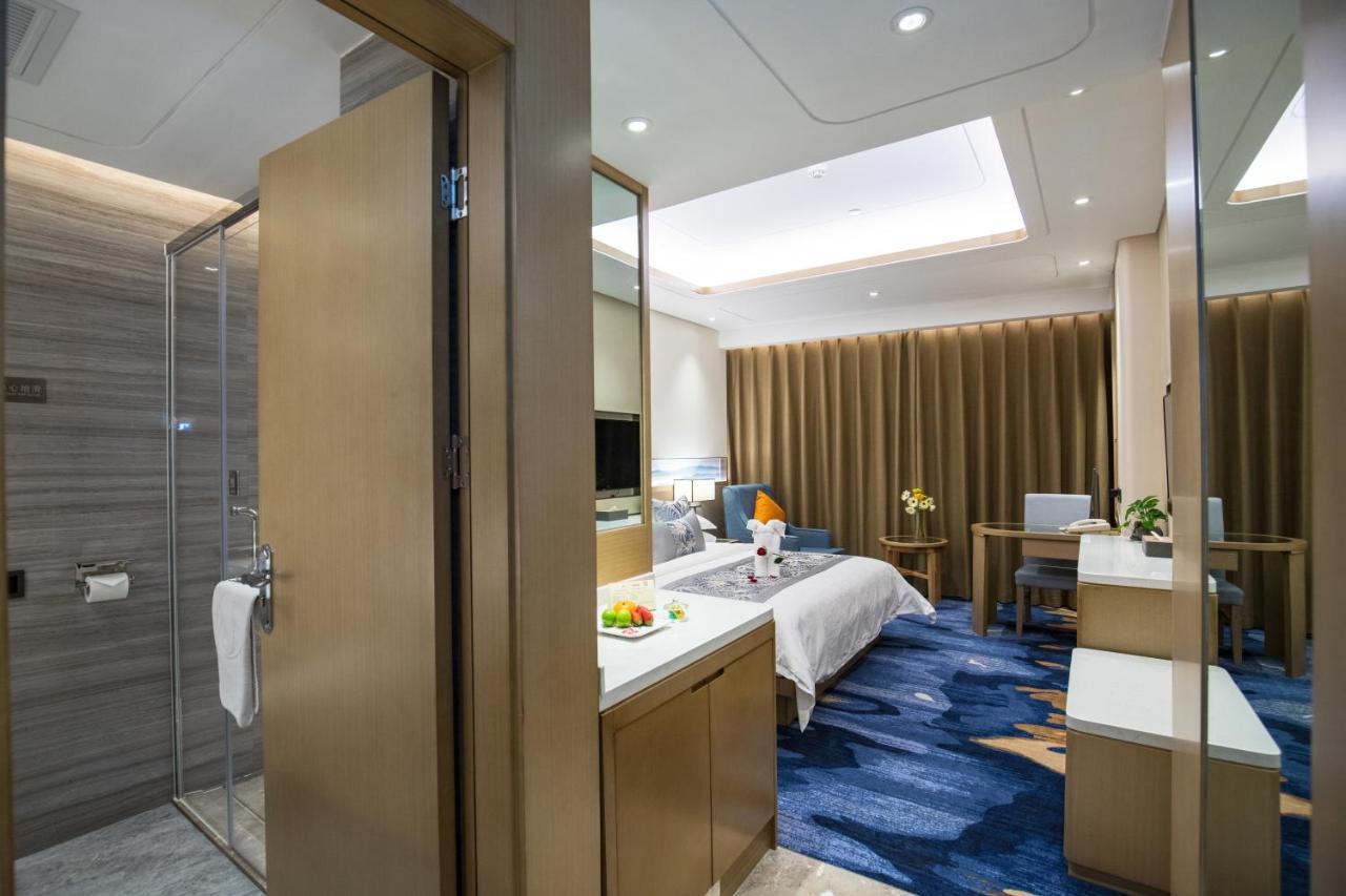 Kunming Golden Spring Hotel מראה חיצוני תמונה